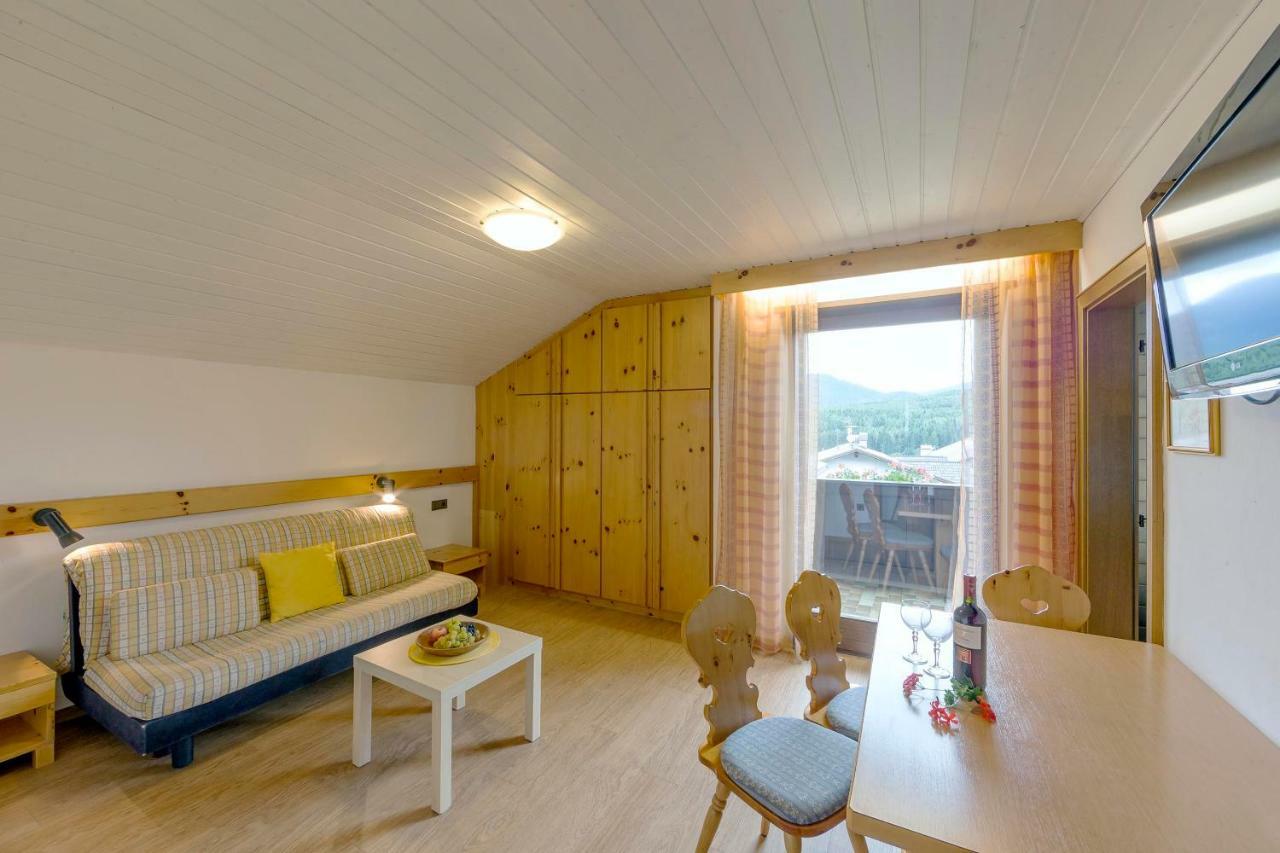 Appartements Erika Falzes Luaran gambar